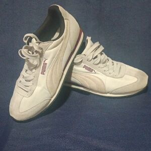 Puma Women's White and Beige Sneakers with Maroon Logo